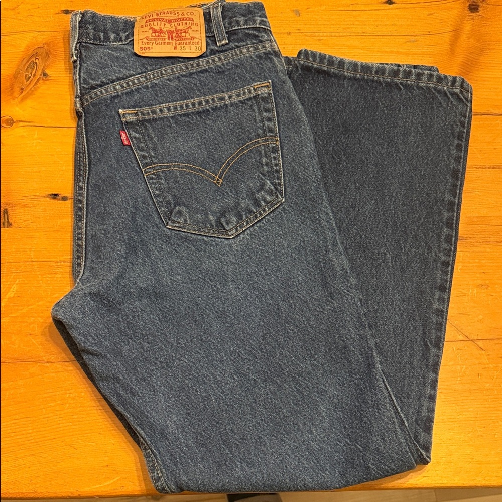 Levi's Relaxed Fit Dark Blue Jeans